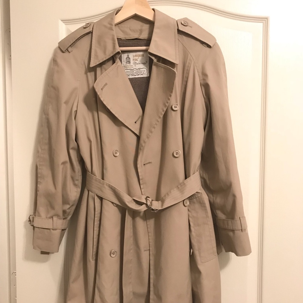 ✨SOLD✨London Fog Trench coat